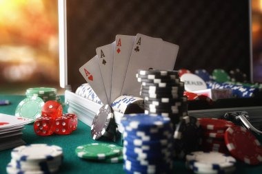 Lightning Dice live dealer rolling three dice on vwslot
